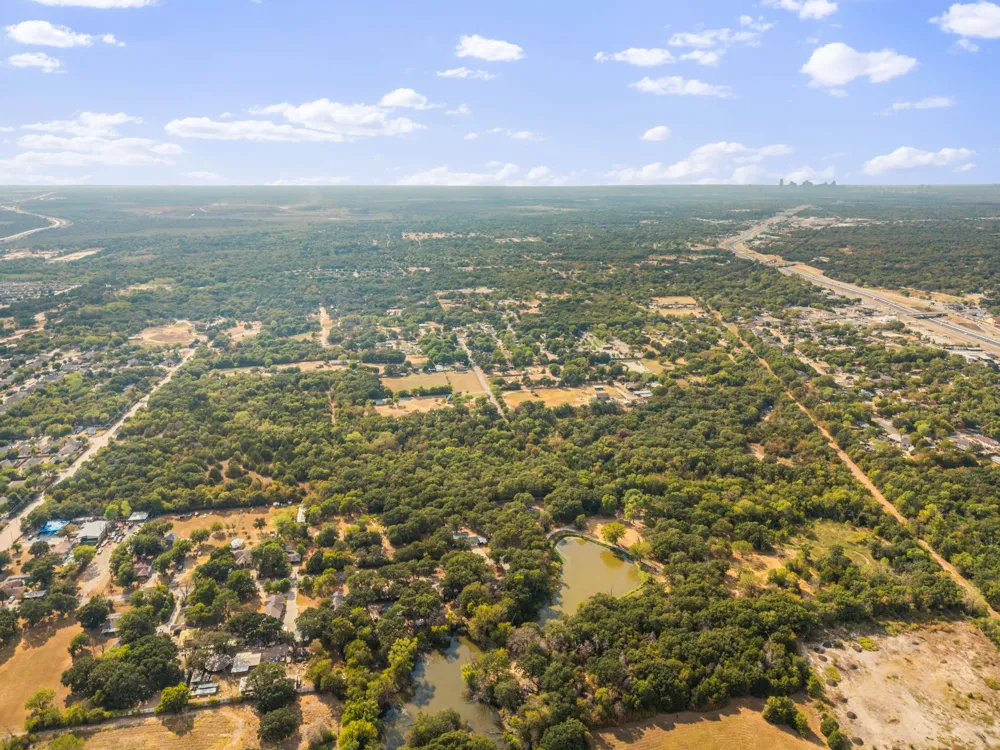 21 Crownfield Lane Dallas, TX 75217