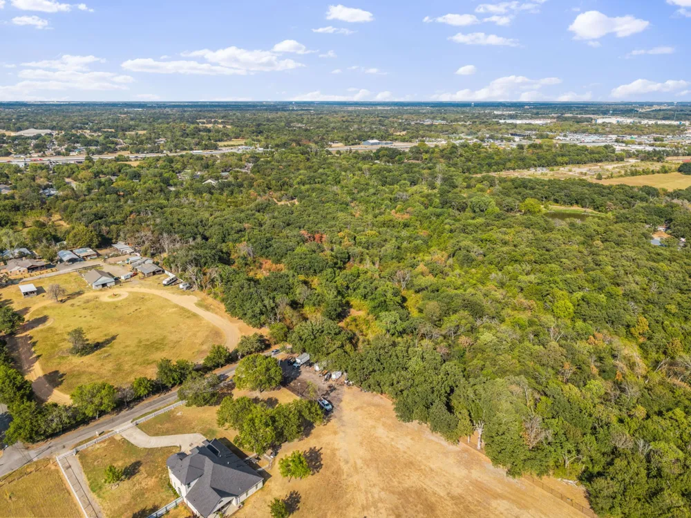 21 Crownfield Lane Dallas, TX 75217
