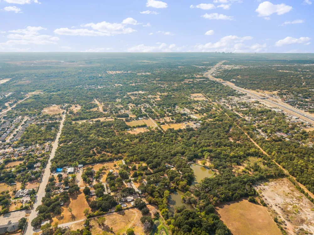 21 Crownfield Lane Dallas, TX 75217