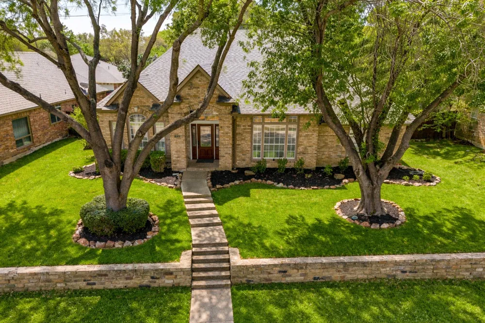 821 Shorewood Drive Coppell, TX 75019