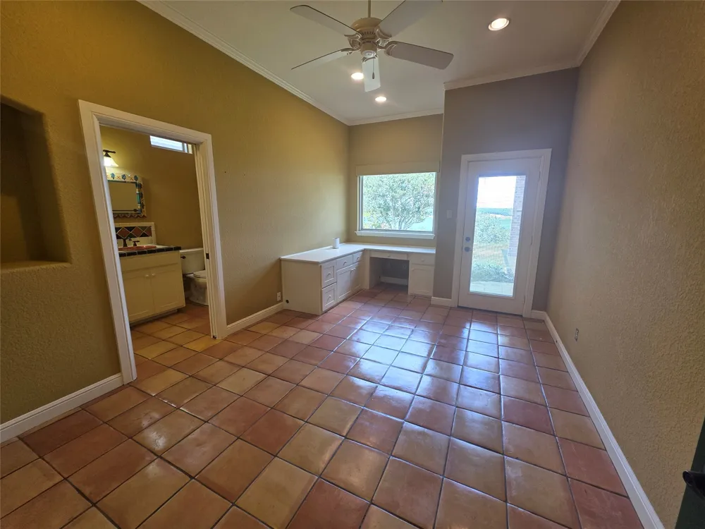 4204 Bluff View Drive Granbury, TX 76048