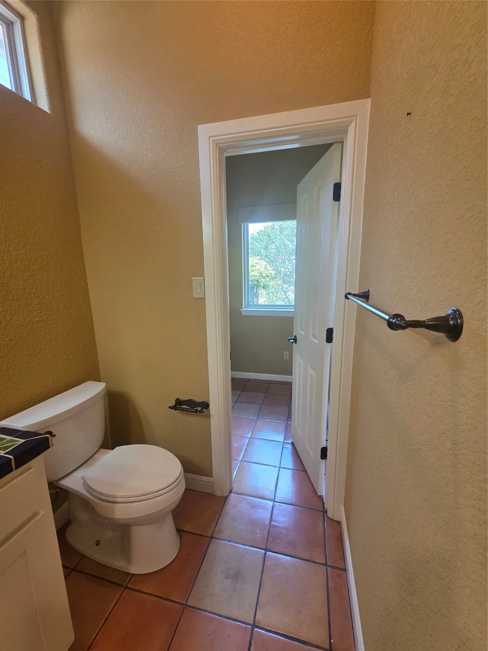 4204 Bluff View Drive Granbury, TX 76048