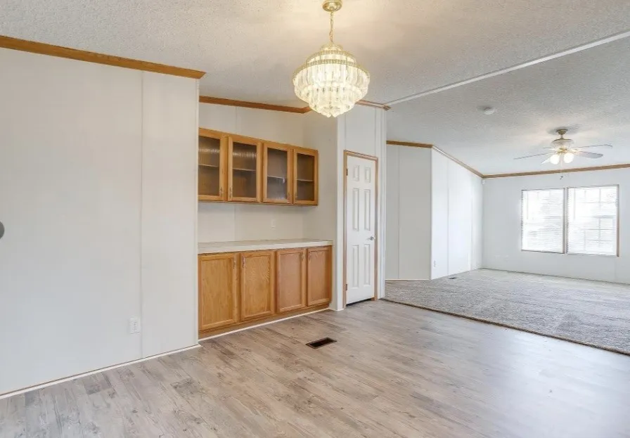185 County Road 4869 Azle, TX 76020