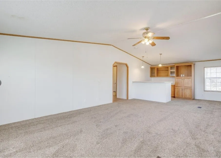 185 County Road 4869 Azle, TX 76020
