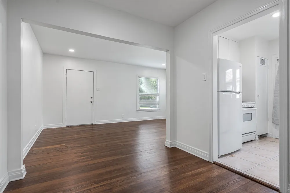 6206 Winton Street Dallas, TX 75214