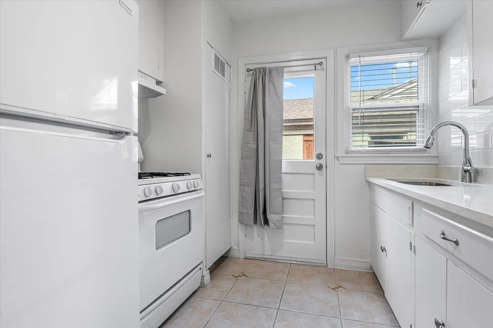 6206 Winton Street Dallas, TX 75214