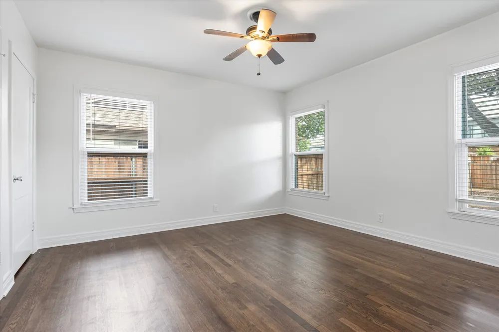 6206 Winton Street Dallas, TX 75214