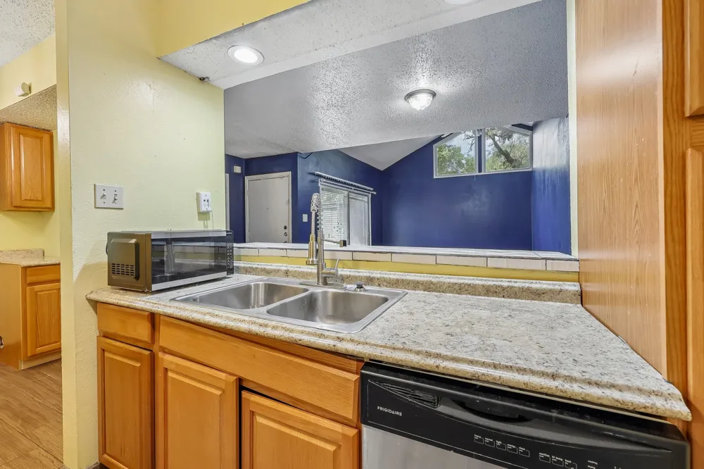 4628 Country Creek Drive #1205 Dallas, TX 75236