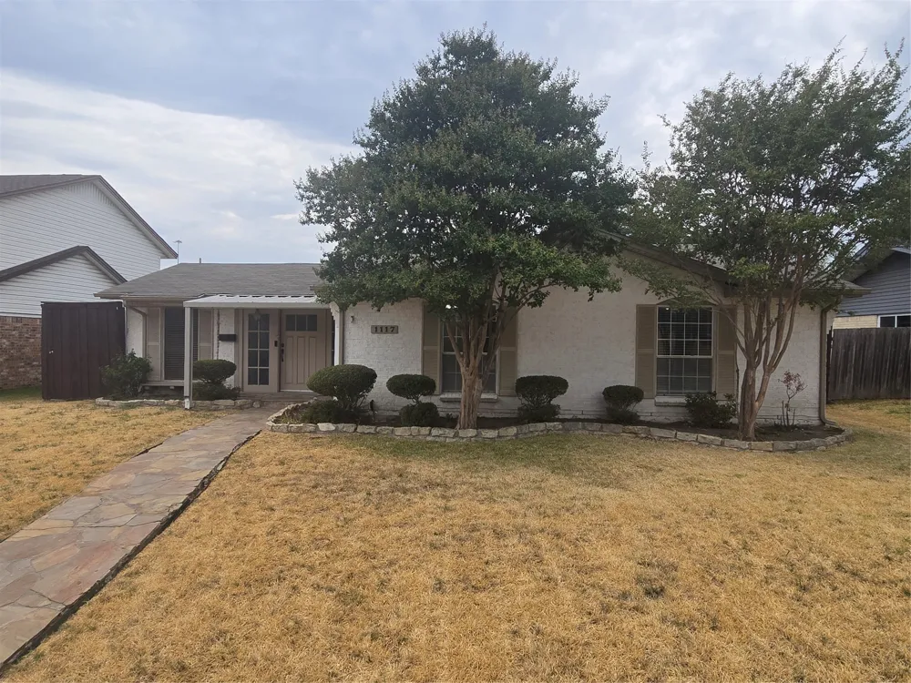 1117 Mill River Drive Garland, TX 75043