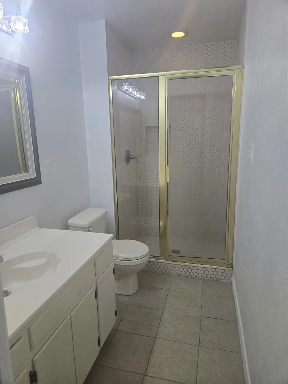 1117 Mill River Drive Garland, TX 75043