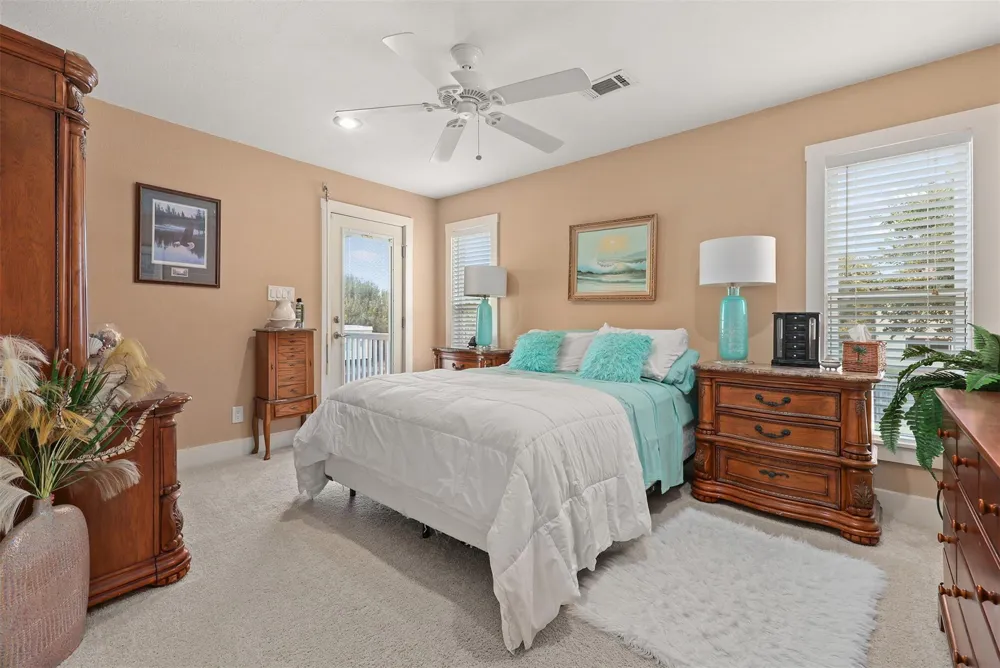 218 24th Street San Leon, TX 77539