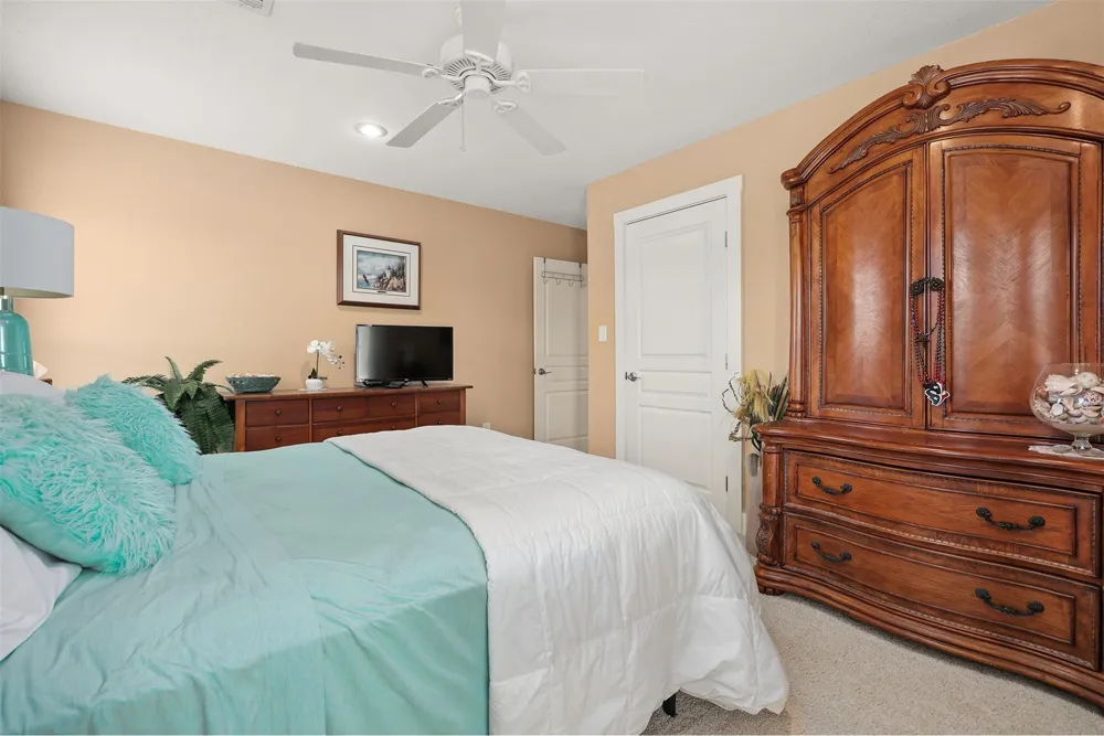 218 24th Street San Leon, TX 77539