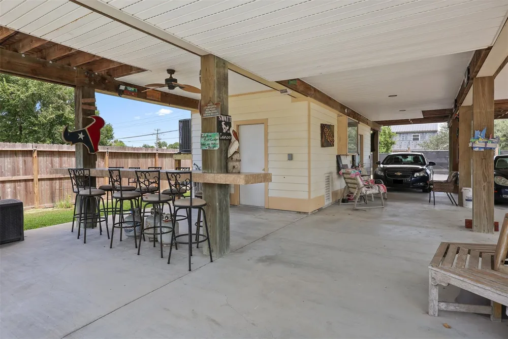 218 24th Street San Leon, TX 77539