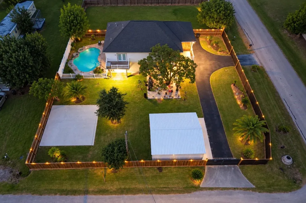 218 24th Street San Leon, TX 77539