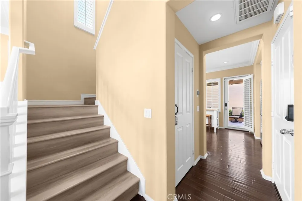 78 Keepsake Irvine, CA 92618