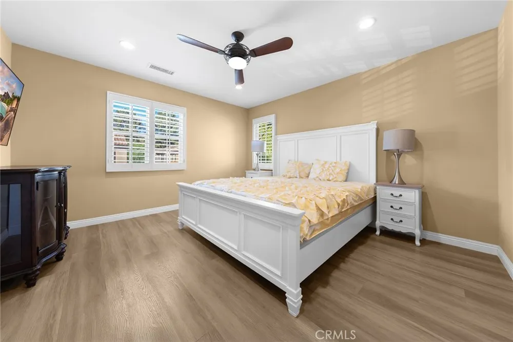 78 Keepsake Irvine, CA 92618