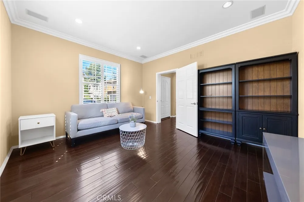 78 Keepsake Irvine, CA 92618