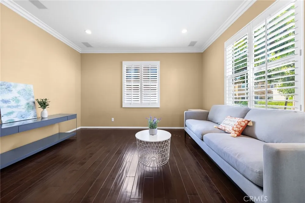 78 Keepsake Irvine, CA 92618