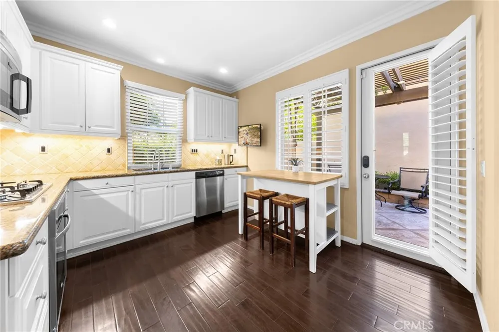 78 Keepsake Irvine, CA 92618