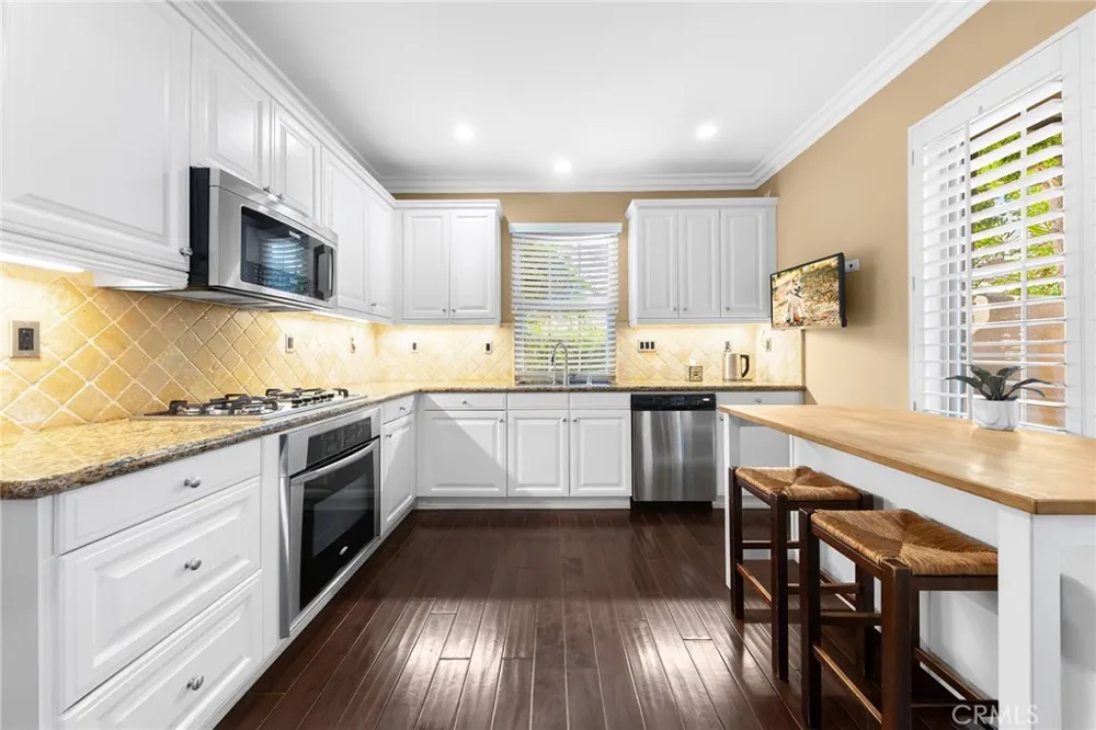 78 Keepsake Irvine, CA 92618