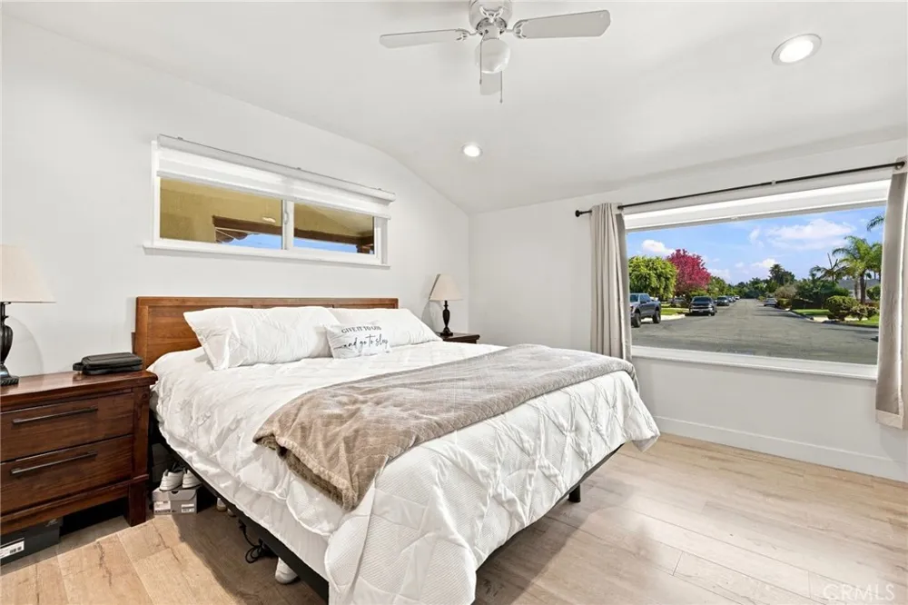 9654 La Reina Downey, CA 90240