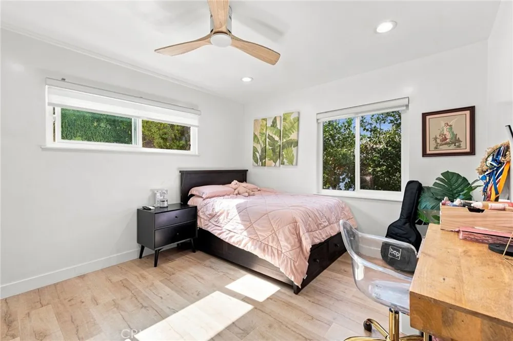 9654 La Reina Downey, CA 90240