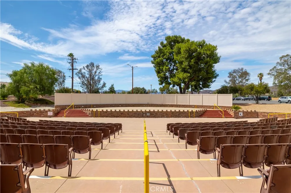 28700 Thornhill Menifee, CA 92586