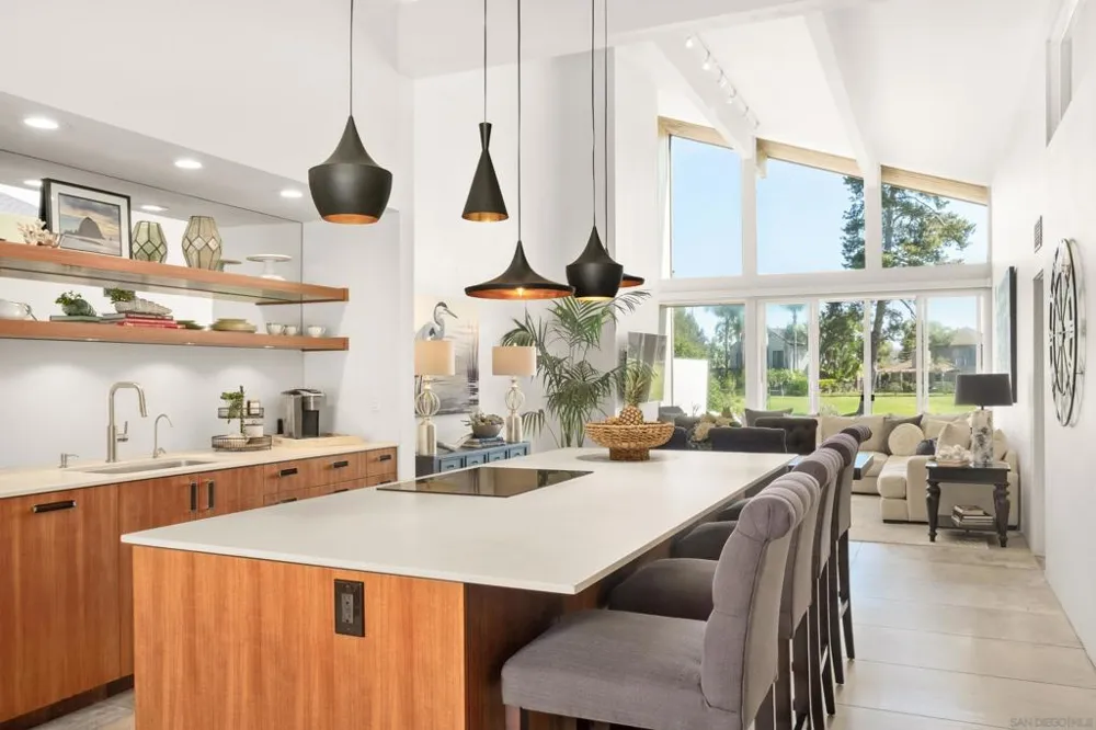 119 Via Coronado Rancho Santa Fe, CA 92091