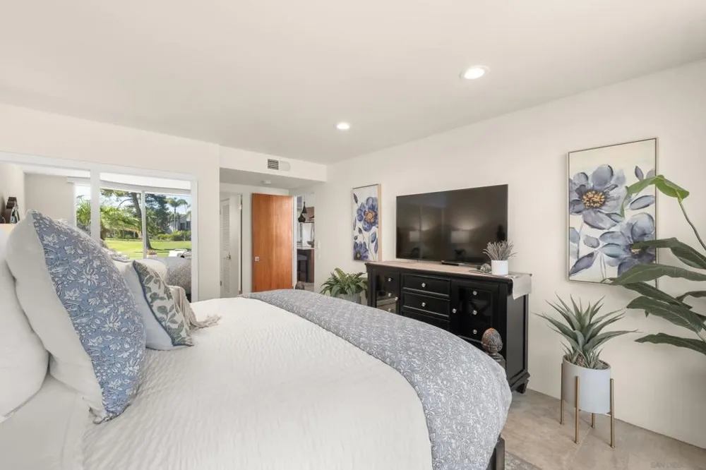 119 Via Coronado Rancho Santa Fe, CA 92091