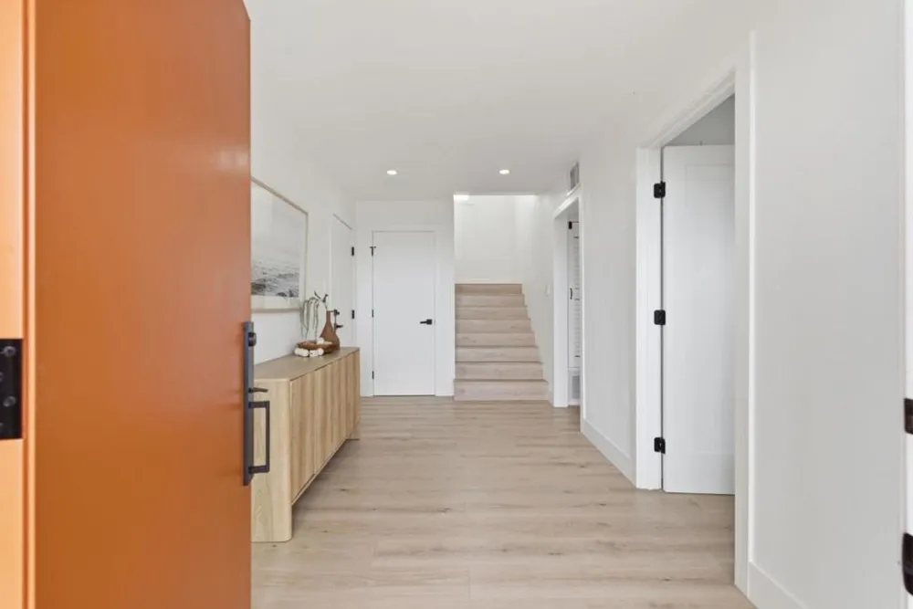 300 Fair Haven Road Alameda, CA 94501