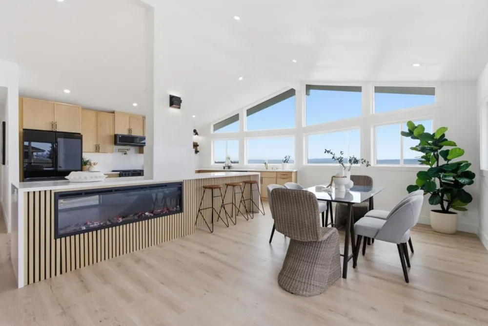 300 Fair Haven Road Alameda, CA 94501