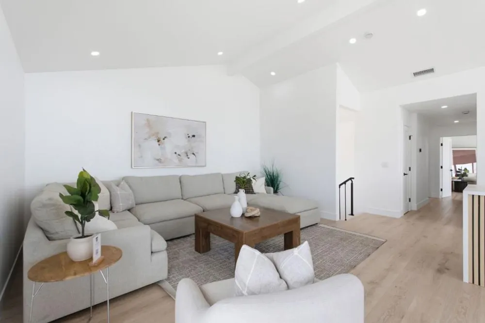300 Fair Haven Road Alameda, CA 94501