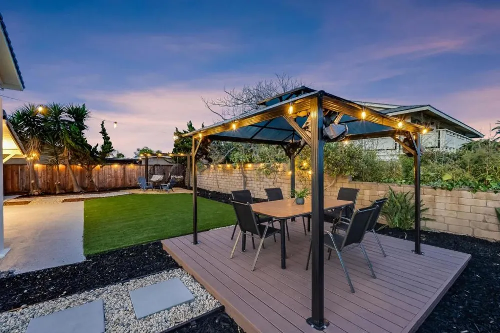 300 Fair Haven Road Alameda, CA 94501