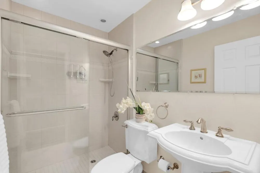 1117 Rainier Avenue Pacifica, CA 94044