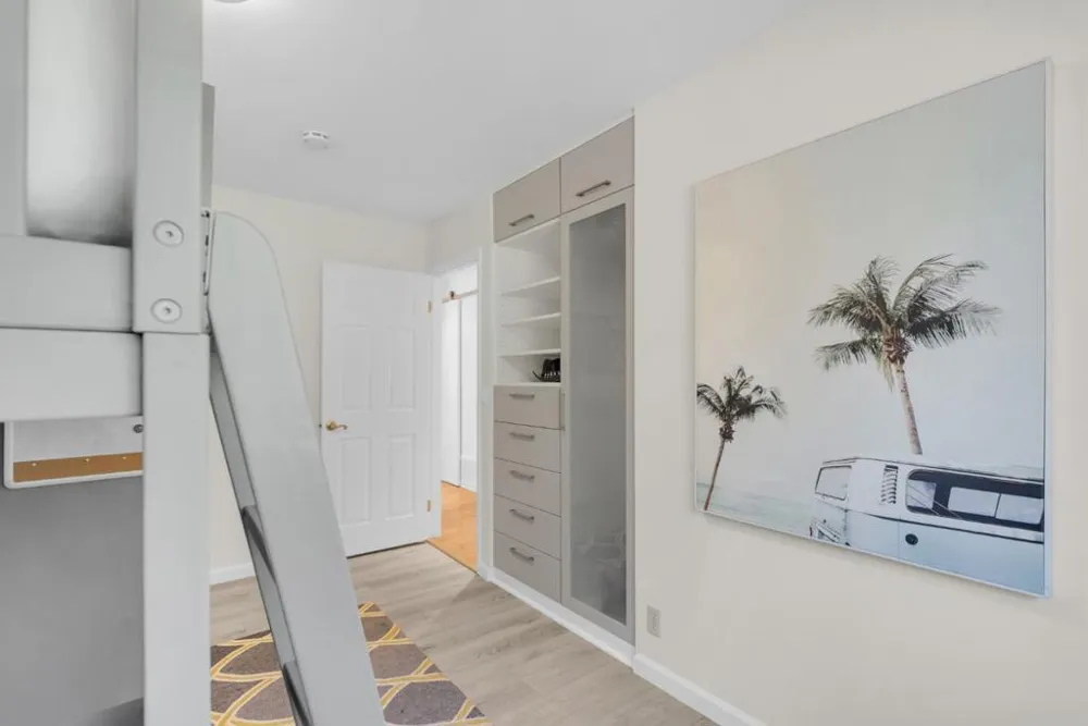 1117 Rainier Avenue Pacifica, CA 94044