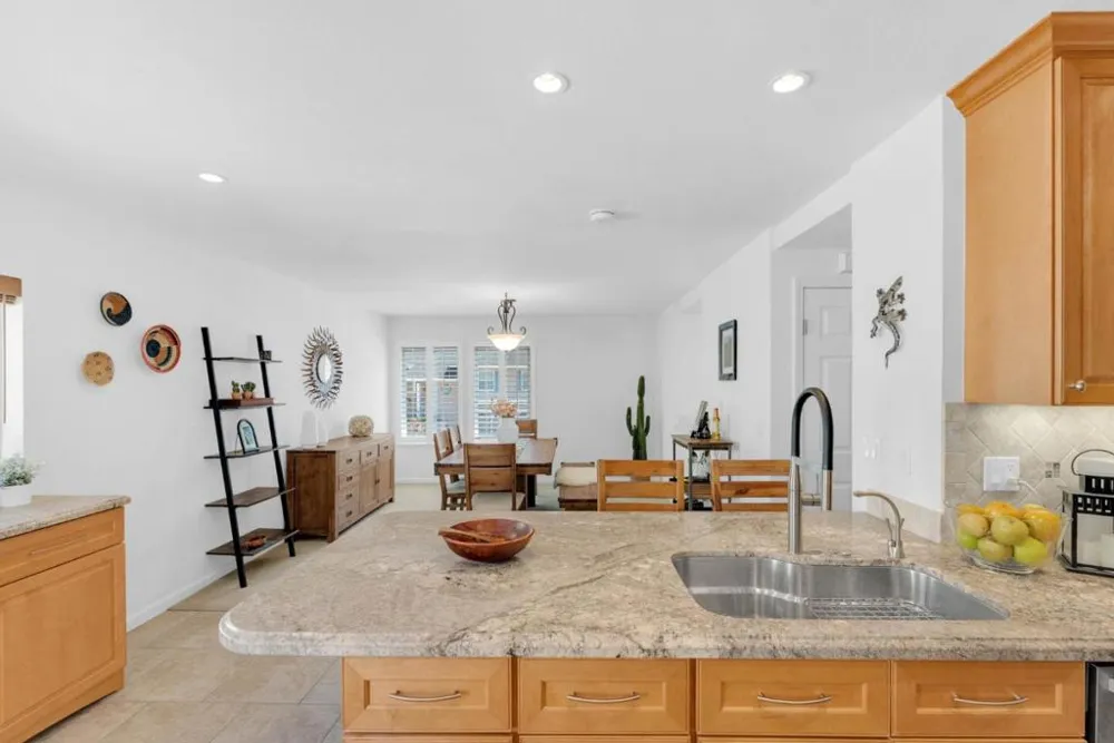 1117 Rainier Avenue Pacifica, CA 94044