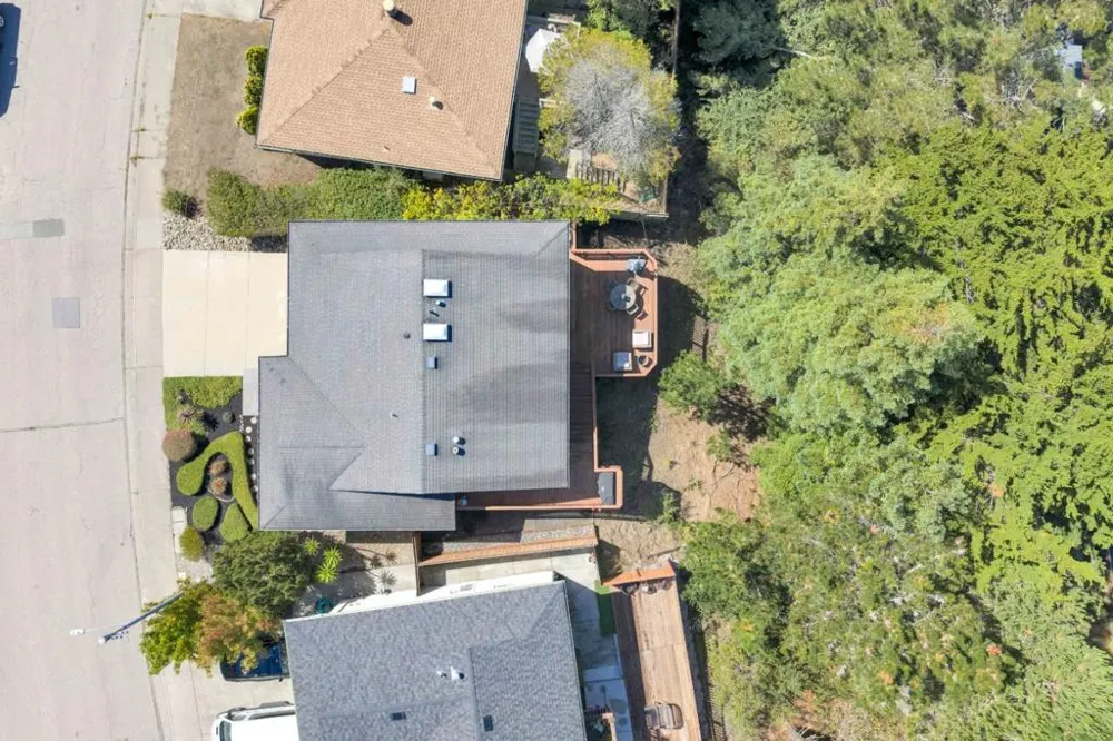 1117 Rainier Avenue Pacifica, CA 94044