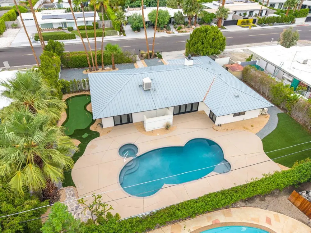 1913 E Amado Road Palm Springs, CA 92262