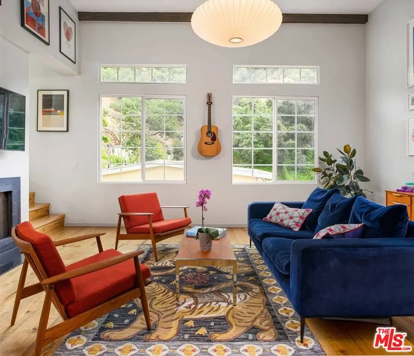 9809 Easton Drive Beverly Hills, CA 90210