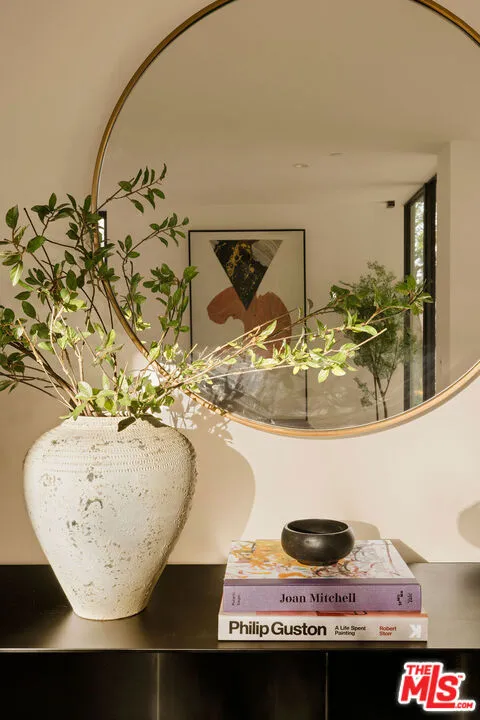 1264 Harper Avenue #101 West Hollywood, CA 90046