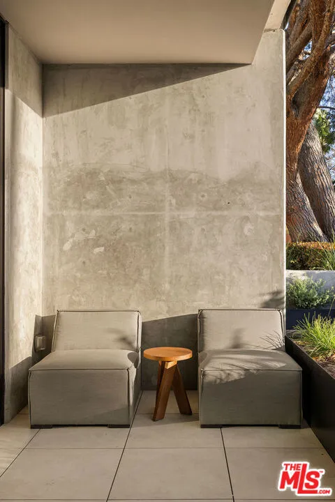 1264 Harper Avenue #101 West Hollywood, CA 90046