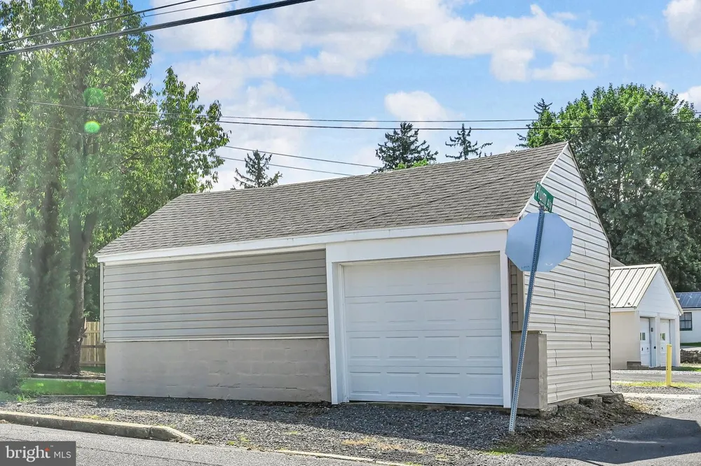 601 S LINCOLN AVENUE Lebanon, PA 17042