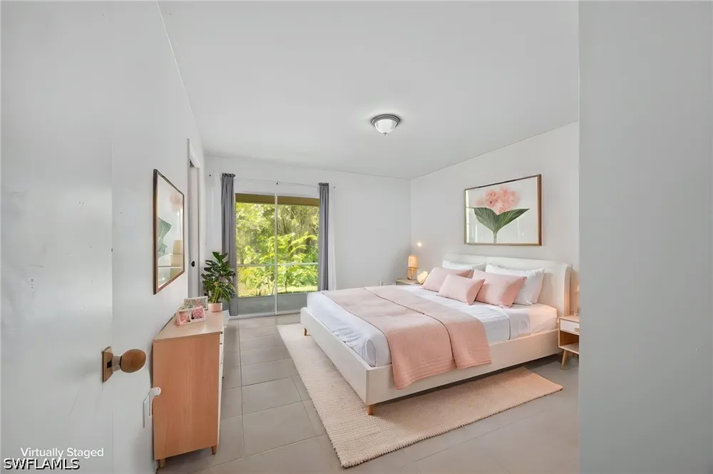 6th Street NW Naples, FL 34120
