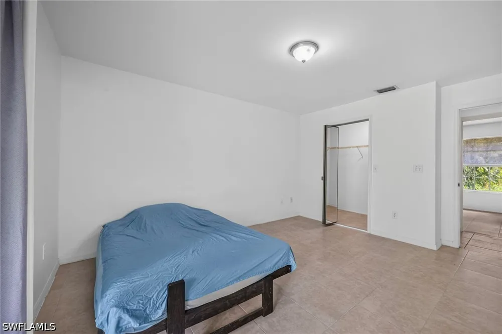6th Street NW Naples, FL 34120