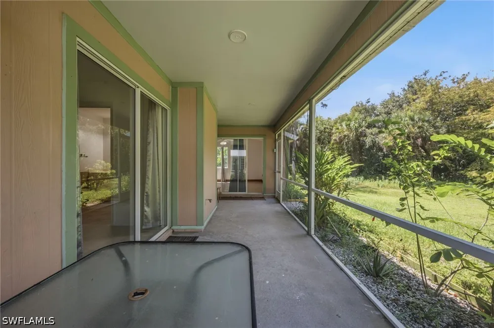 6th Street NW Naples, FL 34120