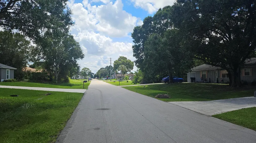 1757 SW Day Street Port St. Lucie, FL 34953