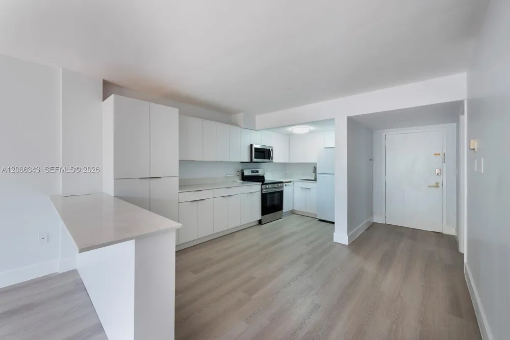 1650 NE 115th St #108 Miami, FL 33181