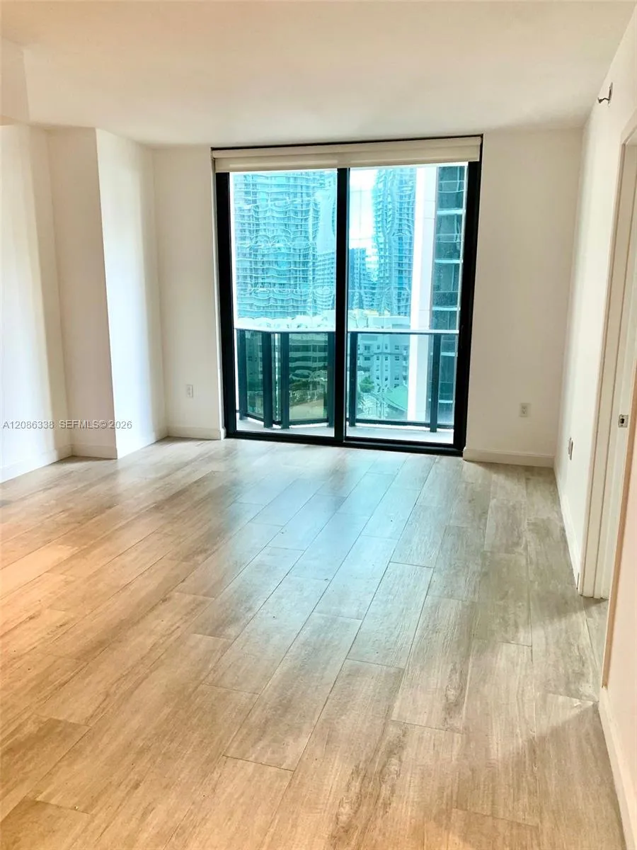 55 SW 9th St #1707 Miami, FL 33130