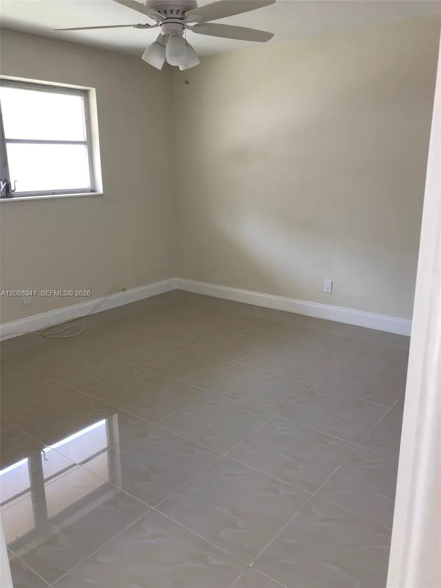 2417 Polk St #2 Hollywood, FL 33020