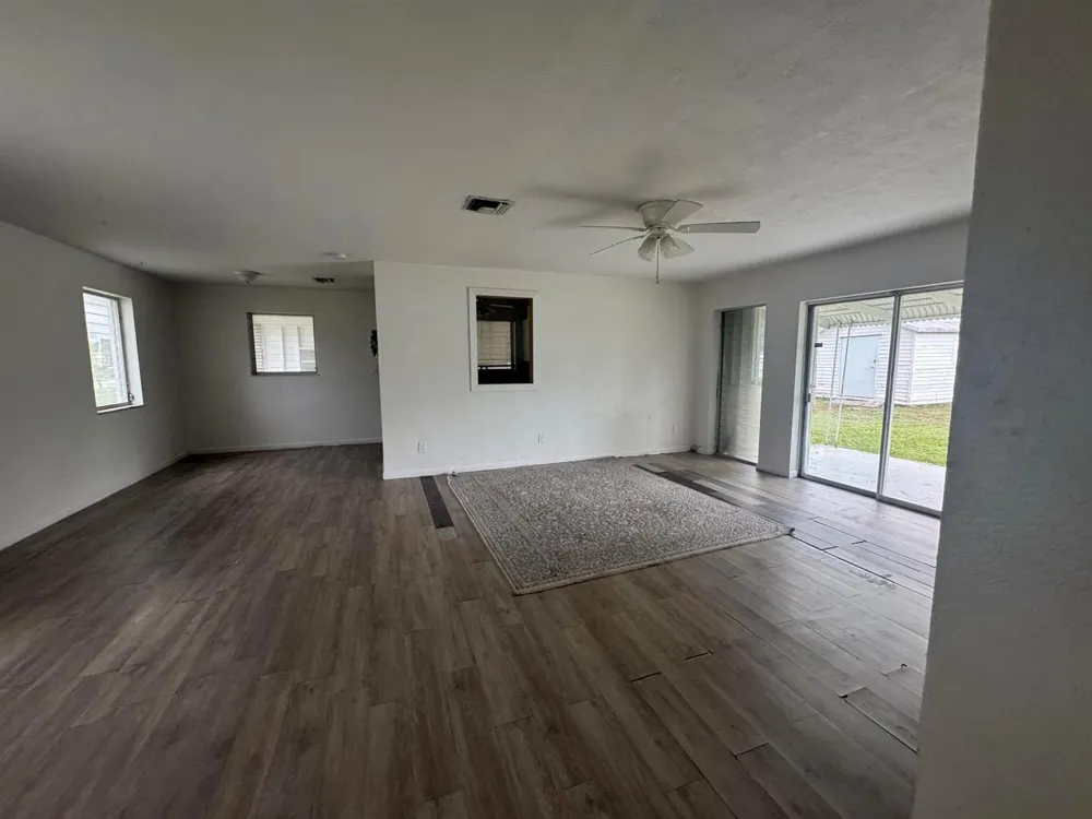 141 SE Bonita Court Port St. Lucie, FL 34983